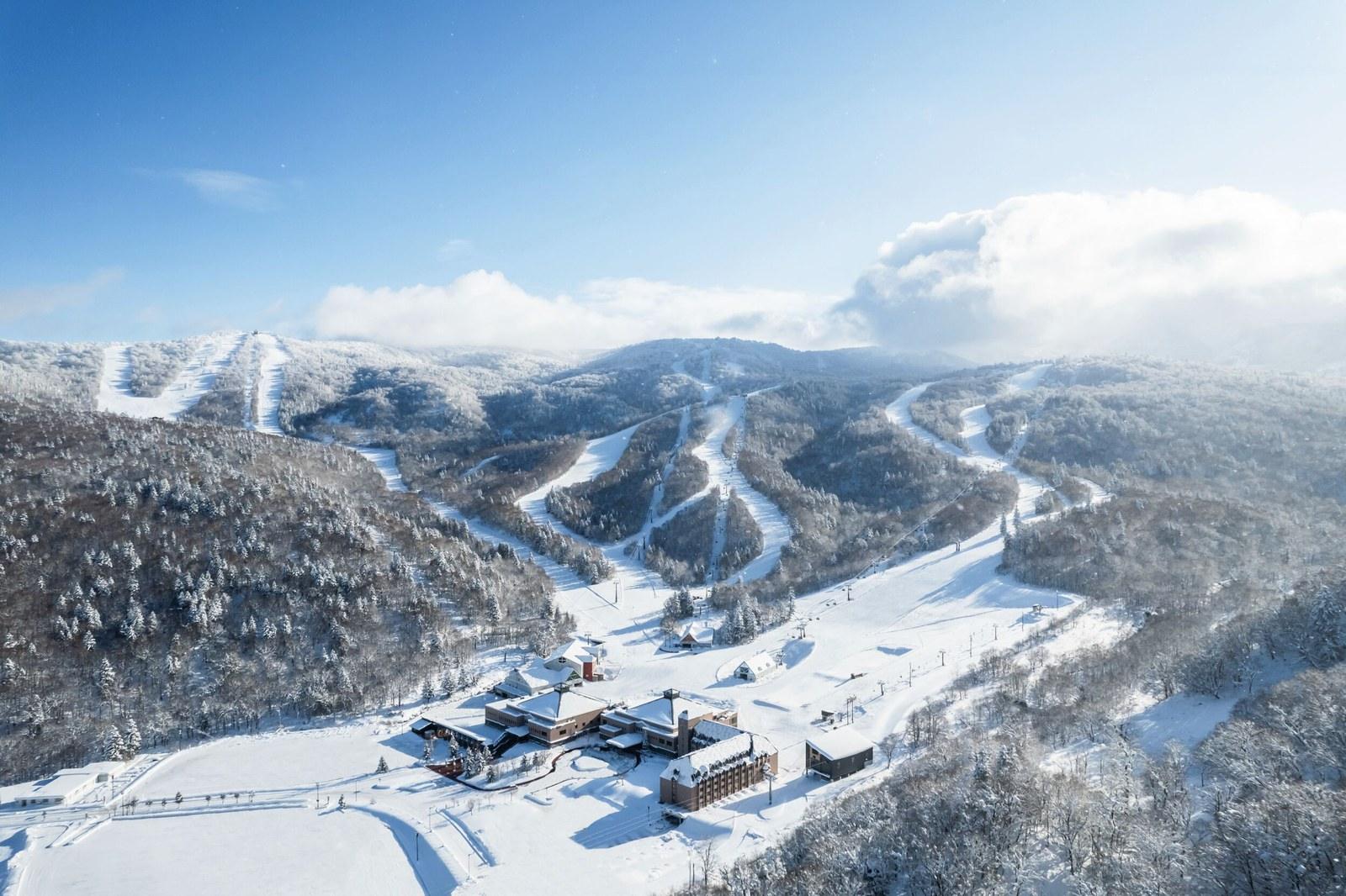 Club Med Kiroro Peak beneath mountain ski runs